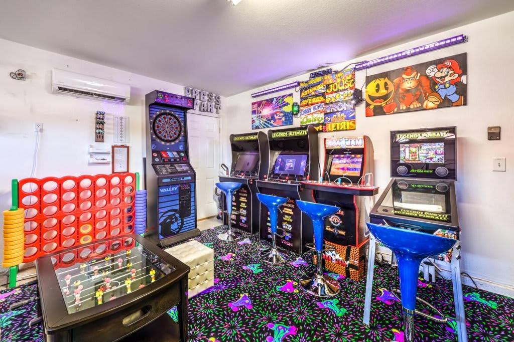 Family Fun For Everyone In Las Vegas- 4 Bedrooms, Billiards, Game Room Henderson Exterior photo