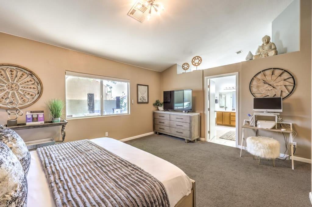 Family Fun For Everyone In Las Vegas- 4 Bedrooms, Billiards, Game Room Henderson Exterior photo