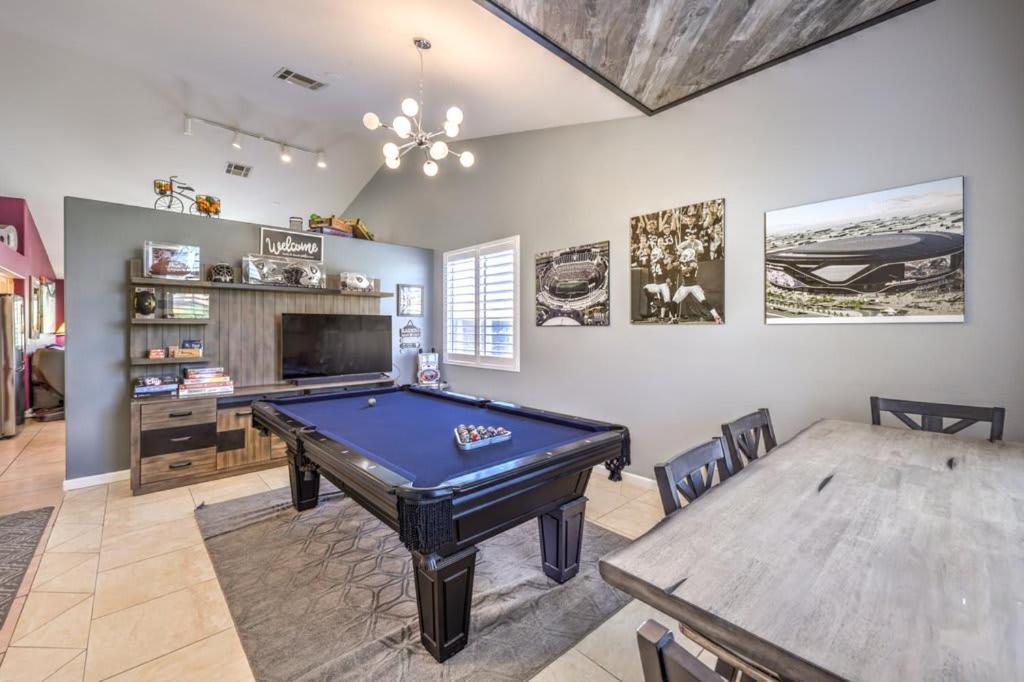 Family Fun For Everyone In Las Vegas- 4 Bedrooms, Billiards, Game Room Henderson Exterior photo