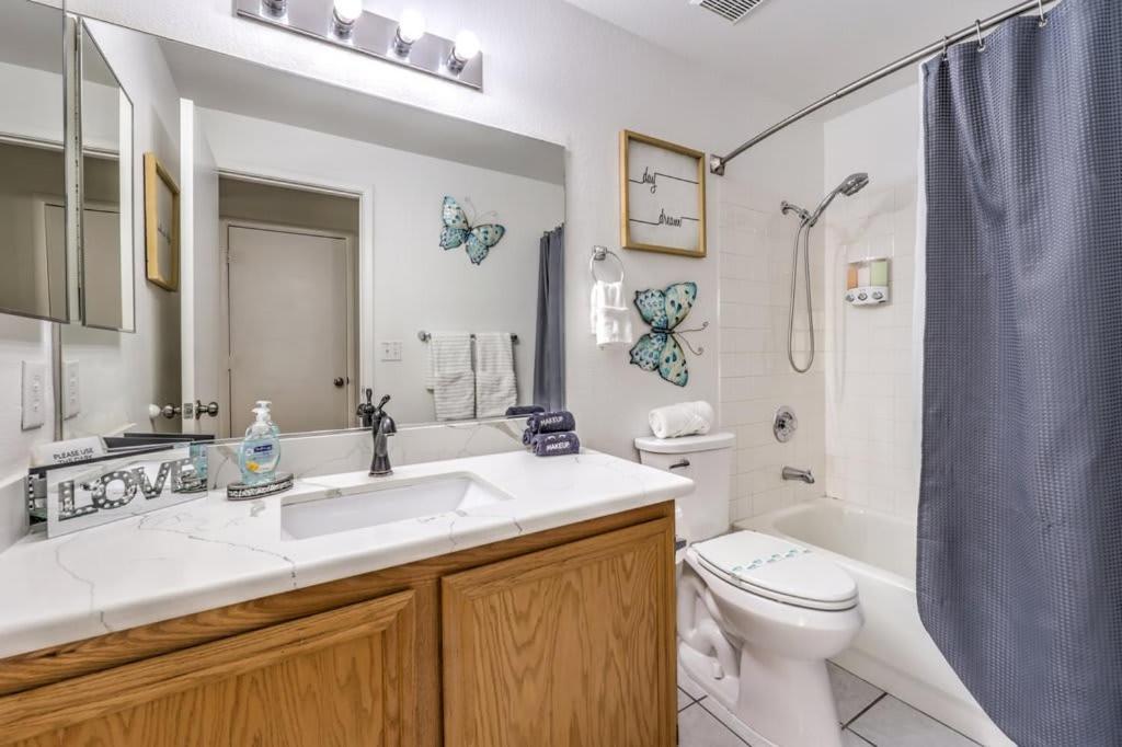 Family Fun For Everyone In Las Vegas- 4 Bedrooms, Billiards, Game Room Henderson Exterior photo