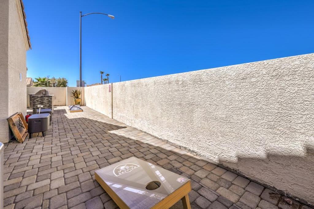 Family Fun For Everyone In Las Vegas- 4 Bedrooms, Billiards, Game Room Henderson Exterior photo
